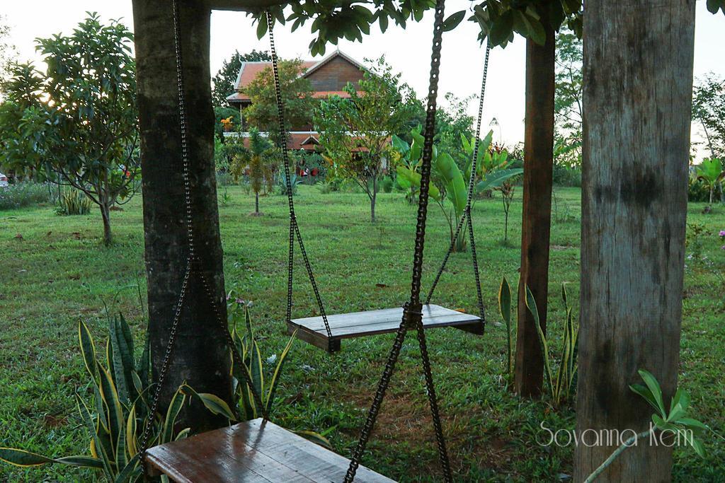 Green Plateau Lodge Banlung Bagian luar foto