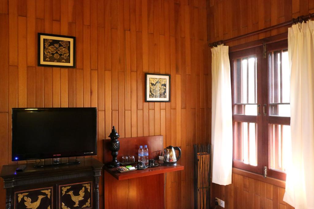Green Plateau Lodge Banlung Bagian luar foto